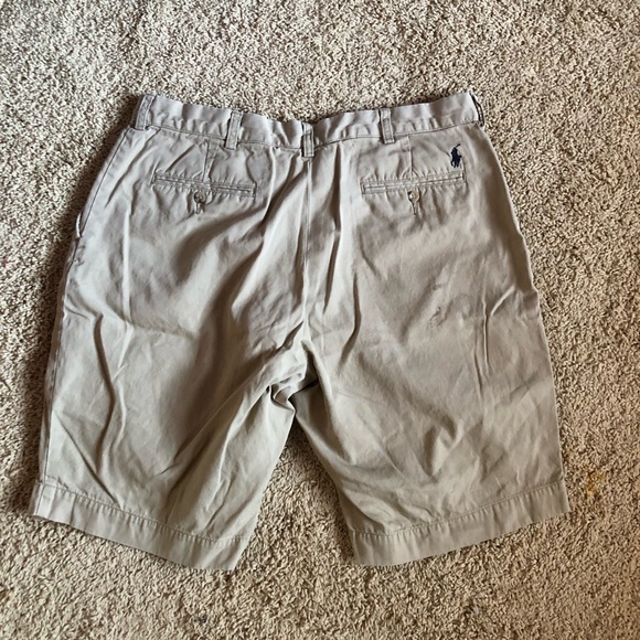 Khaki Shorts - Picture 4 of 5